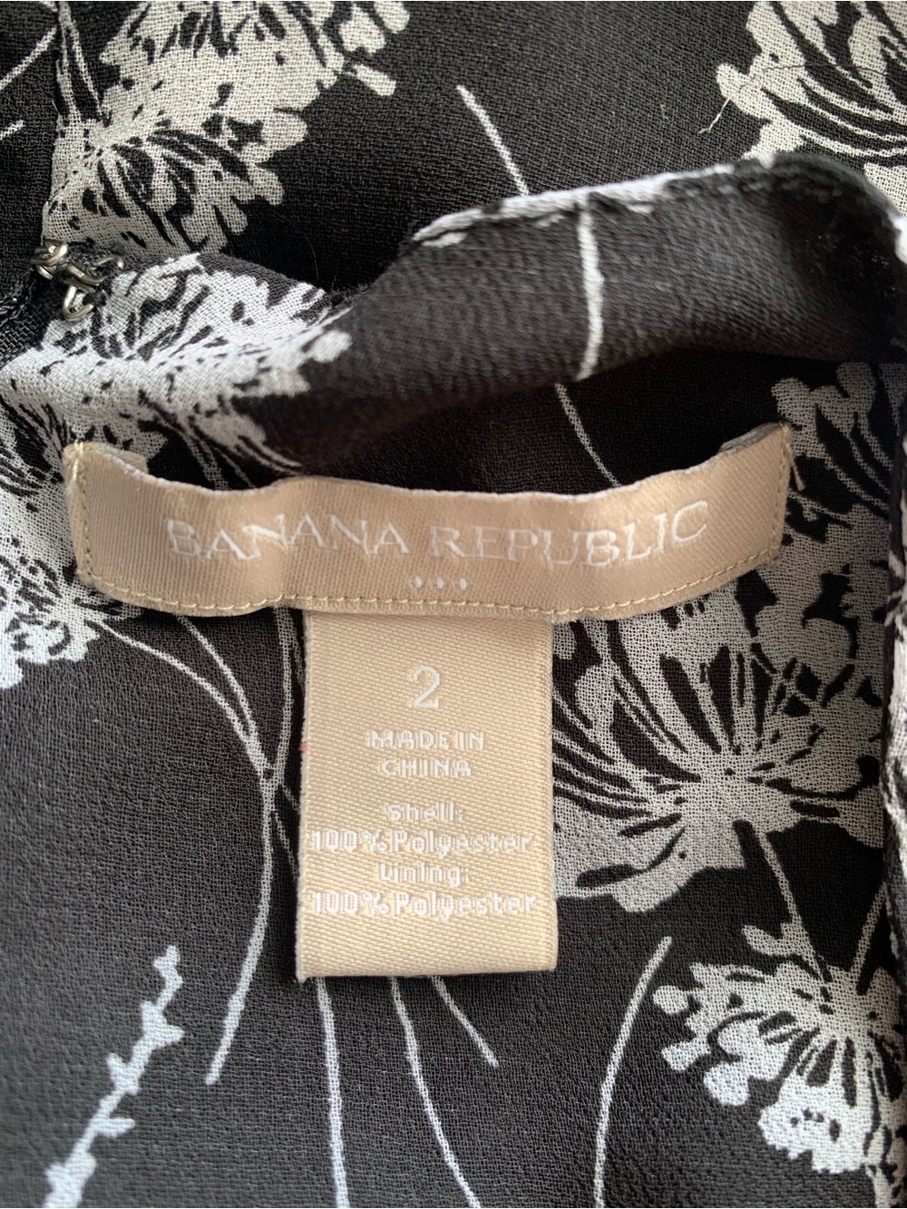 Banana Republic Black and White Floral V-Neck Mini Dress - Picture 5 of 5